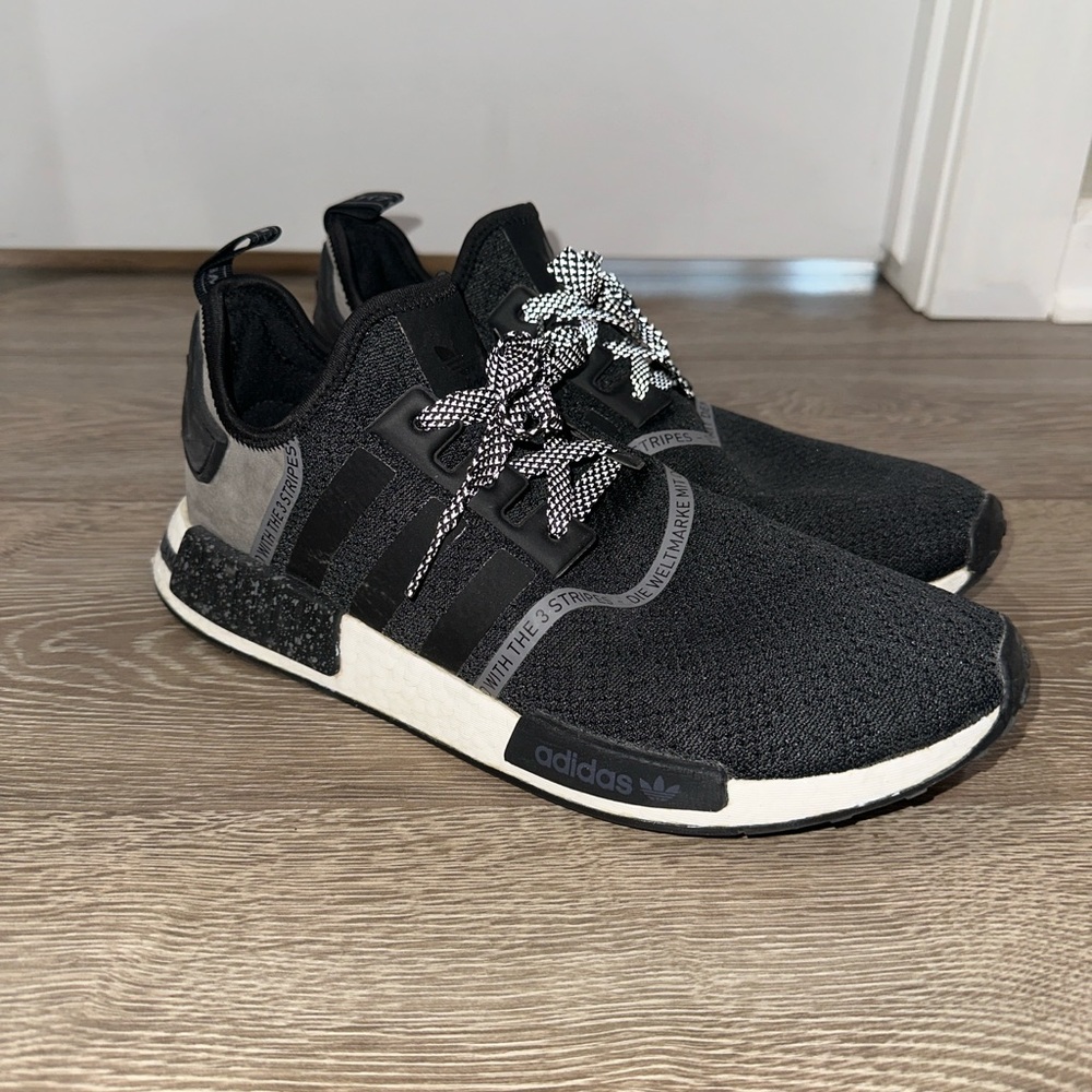 Adidas NMD R1 Men’s Size 13 - Like New